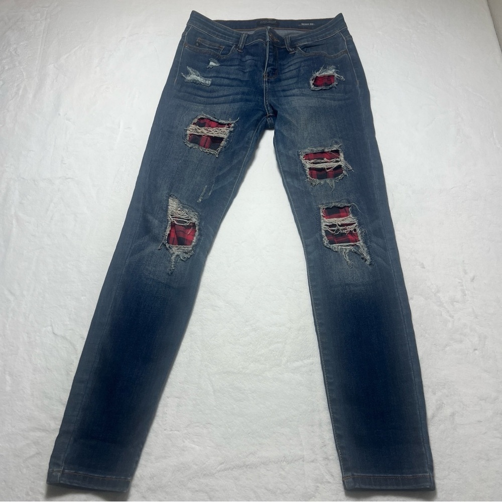 Judy blue Distressed‎ Blue Jeans with Red Accents